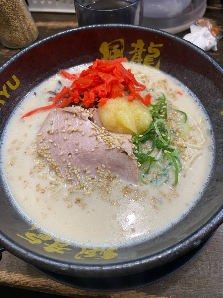 「ラーメン750」@とんこつラーメン博多風龍 上野店の写真