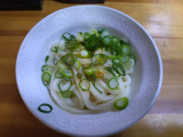 「うどん温1玉200円」@谷川米穀店の写真