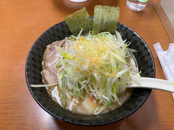 「ら〜めんBセットネギトピ」@和風とんこつら〜めん ふくろう 本店の写真