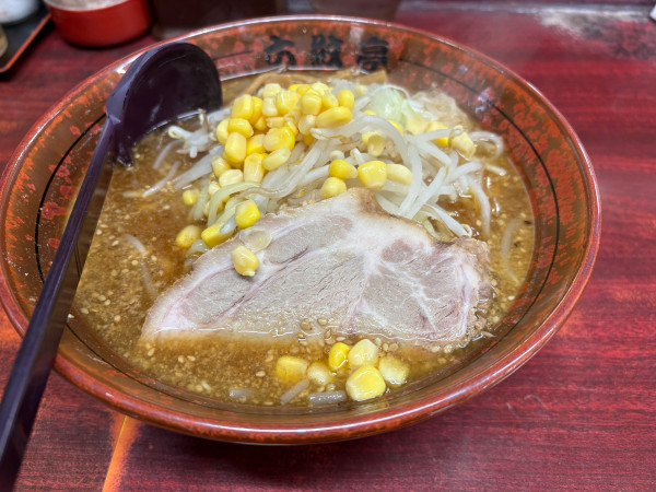 「六紋亭　味噌らぁ麺（大盛）」@六紋亭の写真