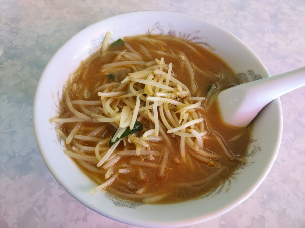 「みそラーメン 600円」@中華料理 金来の写真