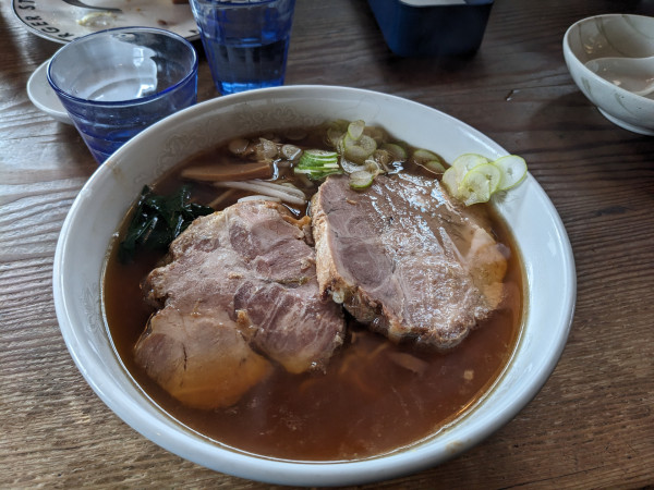 「チャーシュー麺（２枚）」@らあめんはうす ゼーブリックの写真