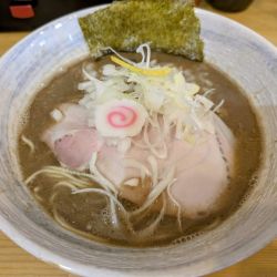 濃厚煮干し(醤油)900円