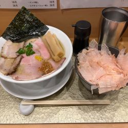 黄金貝ラーメン＋スーパーねこまんま