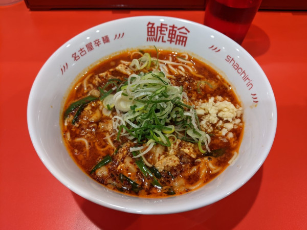 「旨辛にんにくラーメン」@辛麺屋 鯱輪 京都今出川店の写真