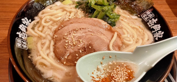 「ラーメン」@横浜家系ラーメン 壱角家 高崎店の写真