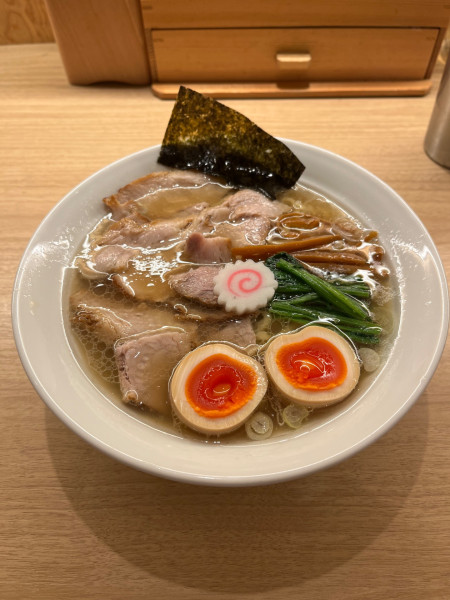 「塩ラーメン」@長岡食堂 東京ラーメン横丁店の写真