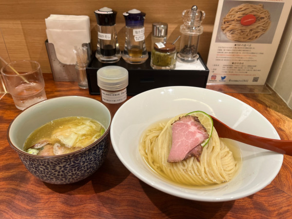 「ワンタンつけ麺（塩）」@三馬路 東京店の写真