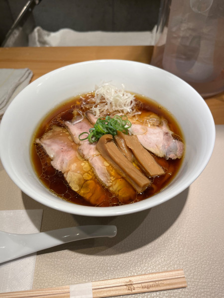 「焼豚醤油らーめん」@燎の写真