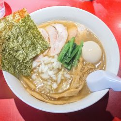 煮干醤油味玉らーめん