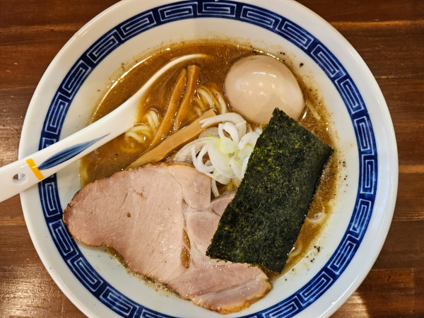 「ラーメン(150g)」@麺屋 青の写真