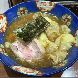 雲呑そば（1100円）