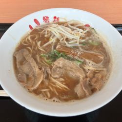 徳島ラーメン（並）900円