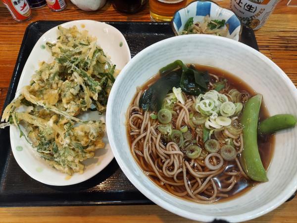 「春菊天そば 450円」@麺処・えんむすび 直清の写真