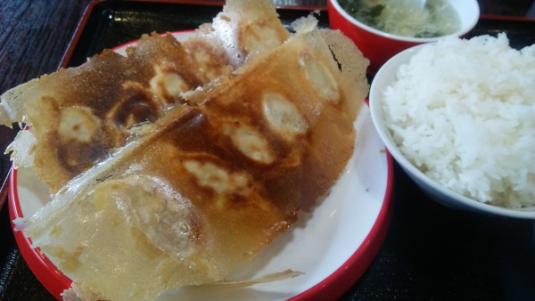 「定食 餃子（10個） 980円」@中国家庭料理 老舗 水道橋店の写真