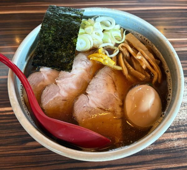 「大盛特製中華蕎麦　1400円　麺硬」@中華そば 螢の写真
