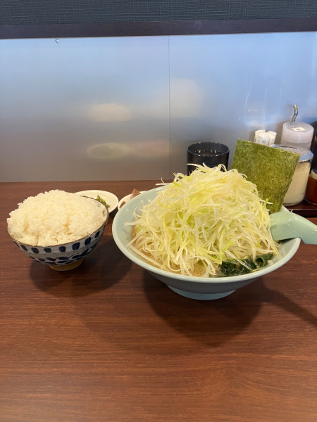 「ネギラーメン　ネギダブル　ライス」@ラーメン 神門の写真