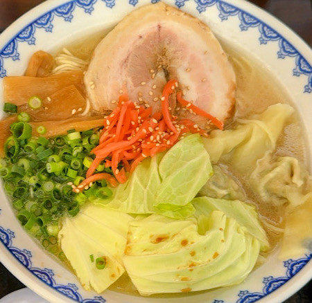 「【期間限定】塩とんこつわんたんめん 930円」@麺屋 ゆうきの写真