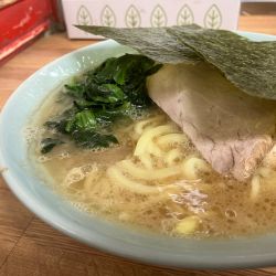 ラーメン　730円
