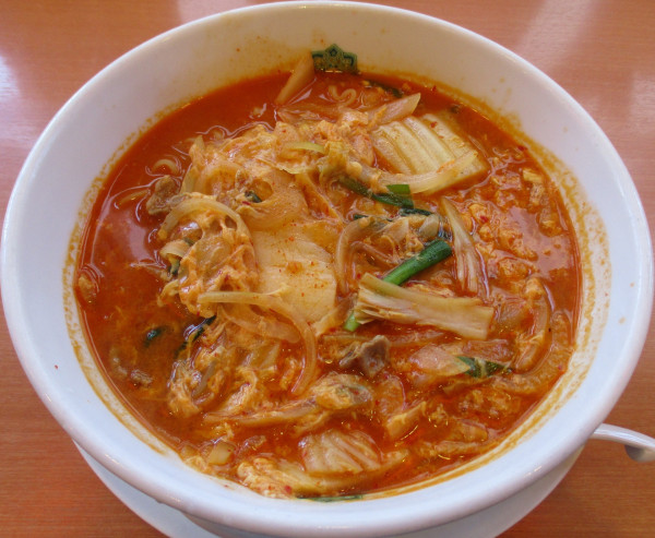 「＜期間限定＞チゲ味噌ラーメン　750円」@日高屋 巣鴨北口駅前店の写真