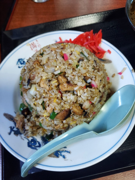 「チャーハン（半ラーメン）950円」@生蕎麦 満留賀の写真