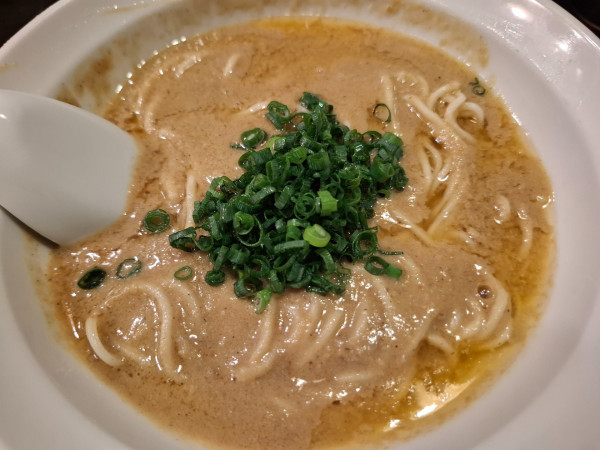 「梭子魚（かます）と鮭の特濃１２００円」@灰汁中華 丿貫 福富町本店の写真