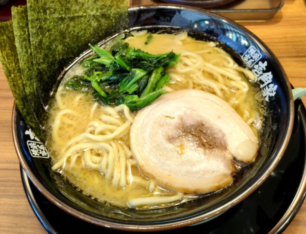 「ラーメン（醤油）」@横浜家系ラーメン 壱角家 王子店の写真