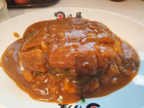 「名物カツカレー＋ほうれん草」@日乃屋カレー 横浜石川町店の写真