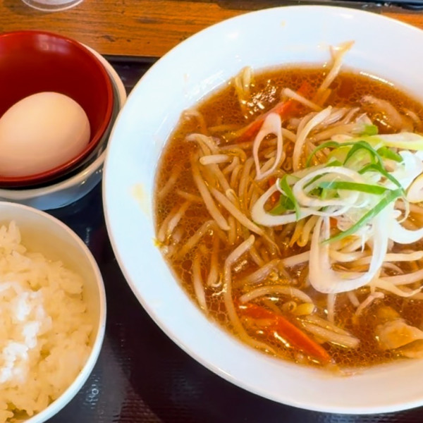 「あんかけらーめんたまかけ朝食 ¥490」@北海道らぁめん 伝丸 水戸笠原店の写真