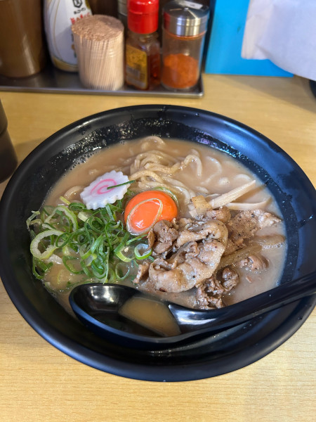 「肉玉そば」@おとど食堂 葛西店の写真