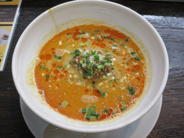 「上海担々麺（900円）」@一品担の写真