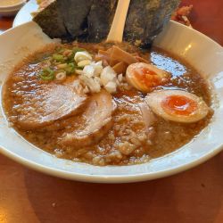 特製濃厚ブラックラーメン