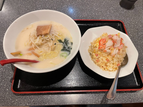 「豚骨ラーメン」@寧海飯店 一号店の写真