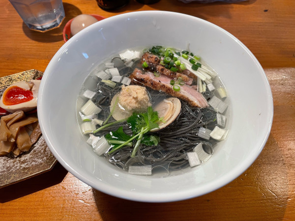 「はまぐり鴨塩らぁーめん」@寿司・割烹 のはらの写真