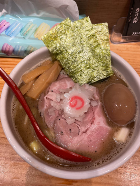 「特製煮干中華そば（大盛）」@煮干中華そば 無双の写真