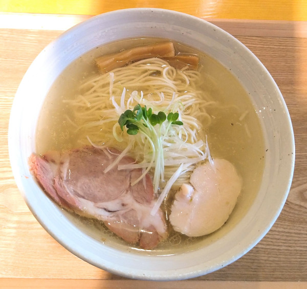 「鶏塩らぁ麺」@BABA NOODLE HOUSEの写真