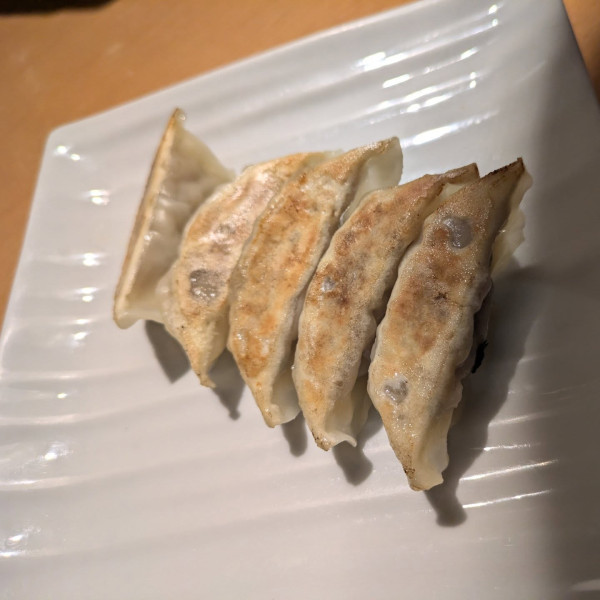 「焼餃子」@山本さん家 宿郷店の写真