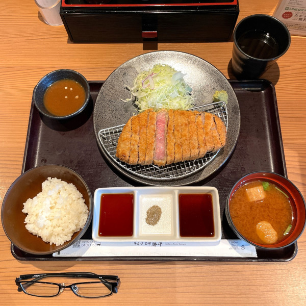 「牛サーロインカツ膳（京カレーつけ汁）」@牛カツ京都勝牛 コレットマーレみなとみらい店の写真