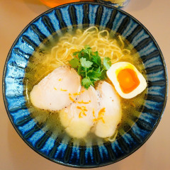 鶏そば223の画像