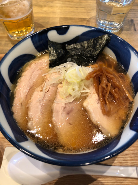 「醤油ラーメン、チャーシュー」@らーめん川井の写真