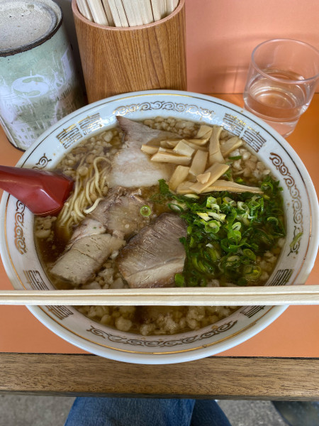 「中華そば大盛背脂多め」@十八番 本店の写真