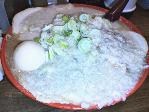 「味噌󠄀チャーシュートリプル 味付け玉子アブラ多め」@らーめん弁慶 門前仲町店の写真