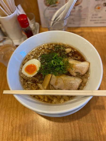 「中華そば大盛背脂マシ」@麺家まるの写真