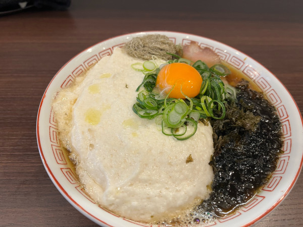 「山かけラーメン+中盛」@麺や 河野の写真