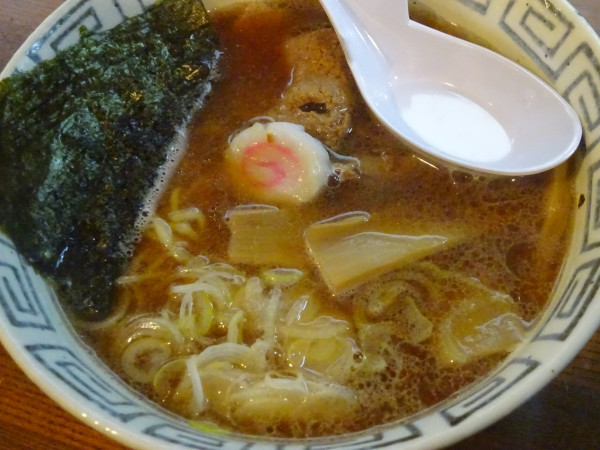 「中華そば　850円」@ラーメンまるみの写真