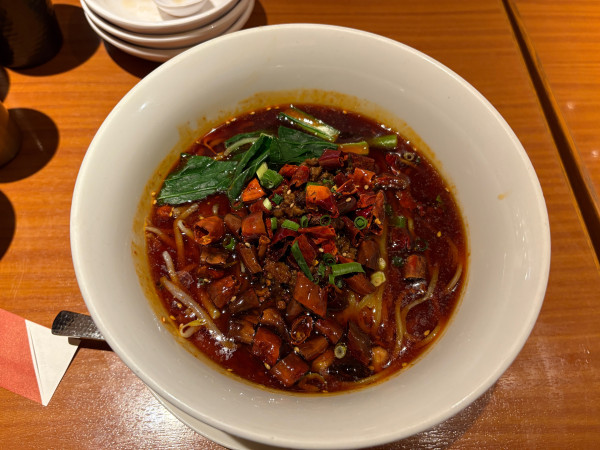 「香辣坦々麺　1250円　麺硬」@上海小龍包 石庫門 ルミネ大宮店の写真