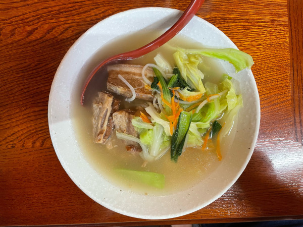 「肉野菜そば」@琉球麺屋かりゆしそばの写真