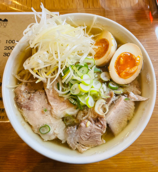 「お肉ラーメン+味付玉子+しらが 1200円」@香福の写真