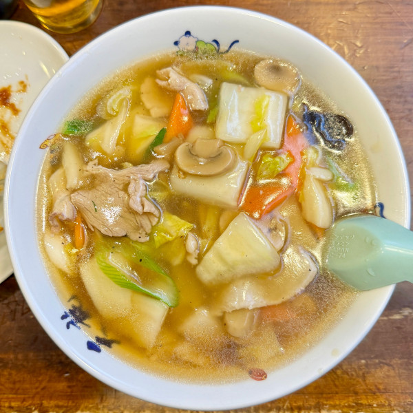 「五目ウマニメン餃子瓶ビール大」@天龍 銀座街店の写真