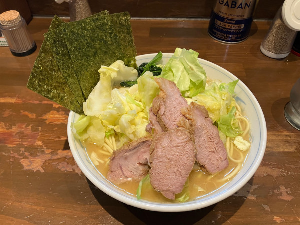 「キャベツチャーシューメン麺大盛り」@横浜家系ラーメン 中島家の写真